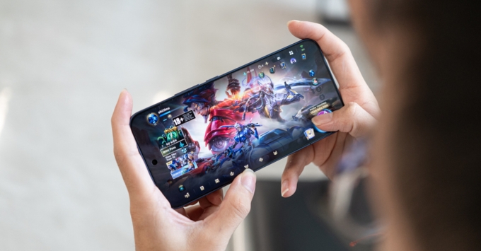 OnePlus Turbo 6X Pro vs Tecno Pova 8