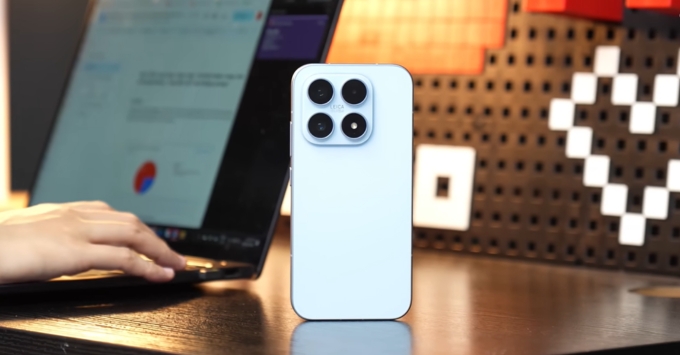 Điện thoại Xiaomi 17 thiết kế compact flagship nhỏ gọn tinh tế sang trọng