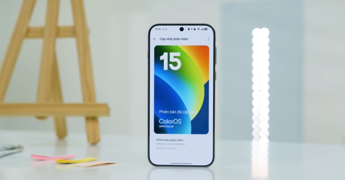 'Màn hình phẳng AMOLED 6.59 inch sở hữu viền siêu mỏng của điện thoại OPPO Find X8