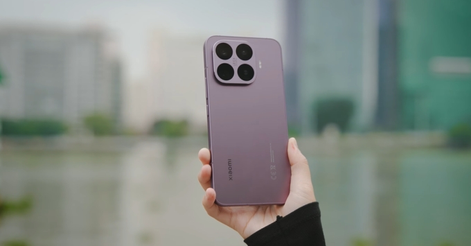 Xiaomi 17T Pro trang bị công nghệ pin Silicon Carbon dung lượng lớn sử dụng bền bỉ
