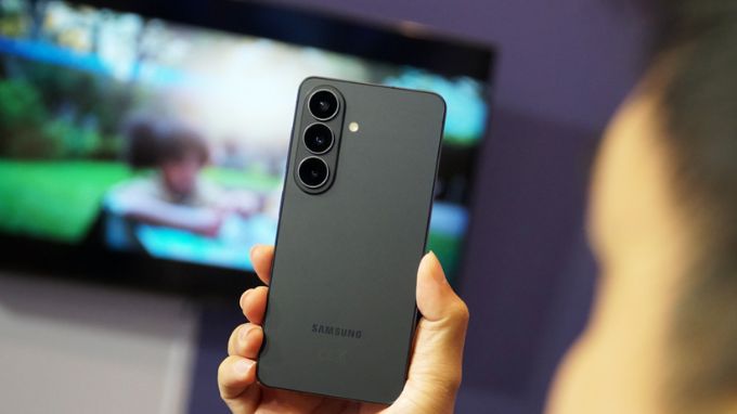 Samsung Galaxy S26 và Honor 600 Pro có thiết kế đẹp
