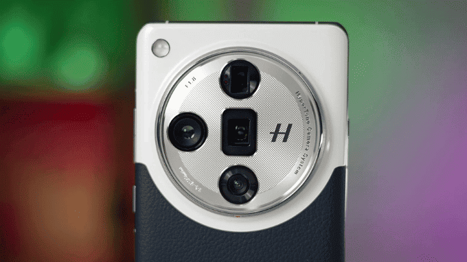 Hệ thống camera tinh chỉnh bởi thương hiệu máy ảnh Hasselblad