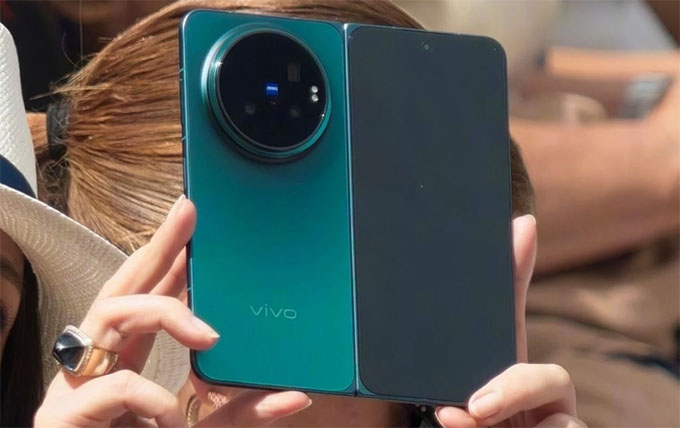 Hình ảnh Vivo X Fold 6 lần đầu lộ diện