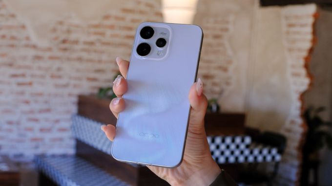 ngoại hình của OPPO Reno15