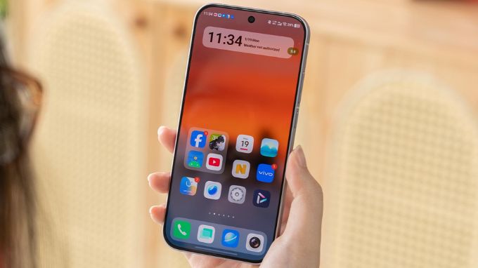 màn hình của Vivo iQOO Z11 Turbo và Vivo iQOO Z11