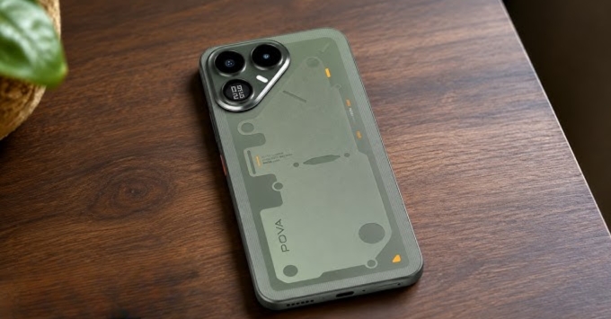 So sánh thiết kế OnePlus Turbo 6X Pro vs Tecno Pova 8