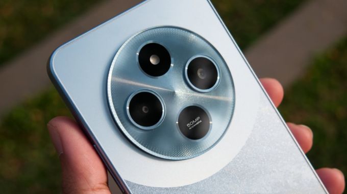 camera của Poco C75 và Samsung Galaxy A06