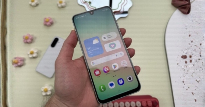 Samsung Galaxy A27 5G trang bị màn hình Super AMOLED 6.7 inch tần số quét 120Hz