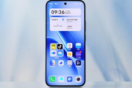 Nên mua Vivo iQOO Z11 Turbo hay Vivo iQOO Z11 để có được trải nghiệm tốt hơn?