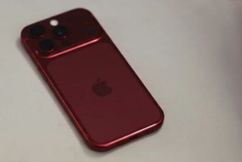 Miếng dán màn hình iPhone 18 Pro rò rỉ: Apple đã thu nhỏ Dynamic Island thành công?