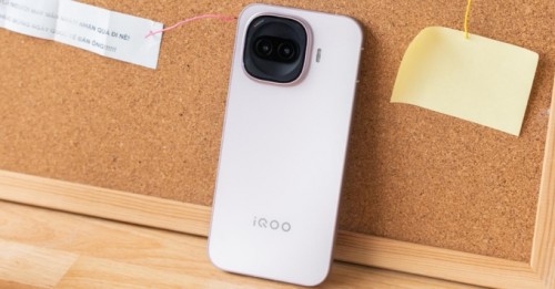 Đánh giá Vivo iQOO Z11 Turbo Chi Tiết: Gaming Pin 7600mAh