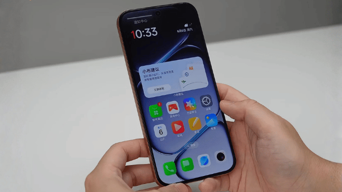 Viên pin 8000mAh trên OnePlus Turbo 6X Pro