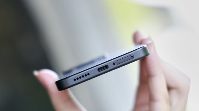 pin Xiaomi 17T và OPPO Reno15