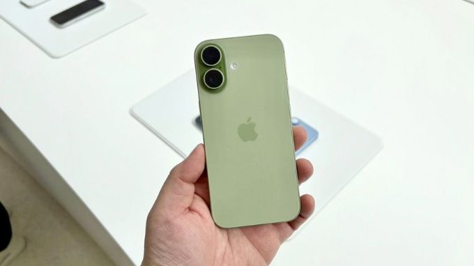Xiaomi 17T với iPhone 17 có ngoại hình đẹp