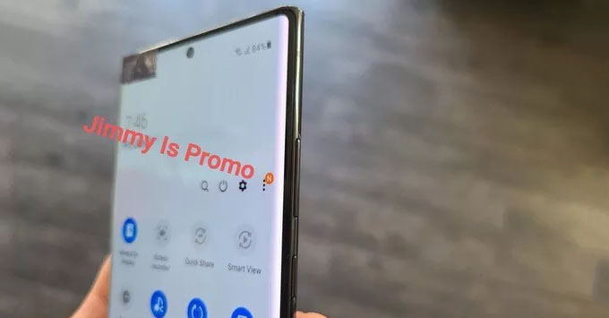 Thiết kế Galaxy Note 20 Ultra lần đầu lộ diện thực tế: Viền bezel siêu mỏng, nốt ruồi tối giản