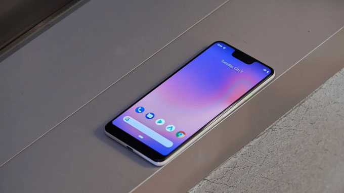 Pixel 3 XL được trang bị màn hình 6.3 inch trên tấm nền P-OLED