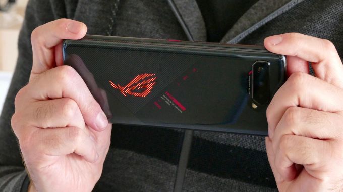 gaming phone Asus ROG Phone 5