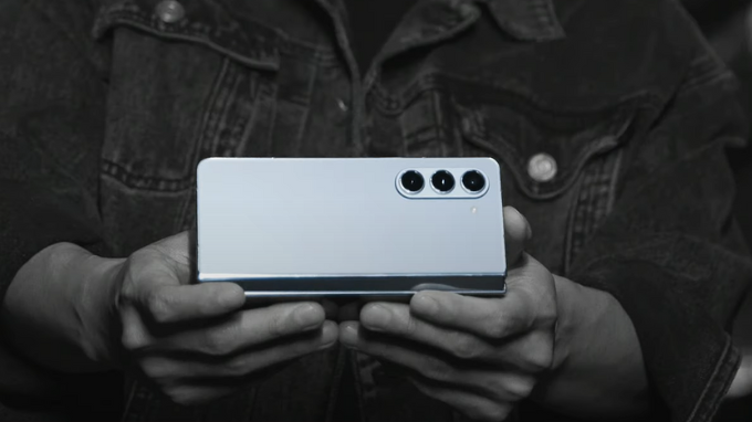 Galaxy Z Fold 5 và bước tiến mạnh mẽ