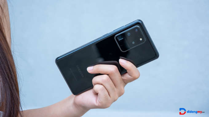 Thiết kế Galaxy S20 Ultra kỳ công, sang trọng 