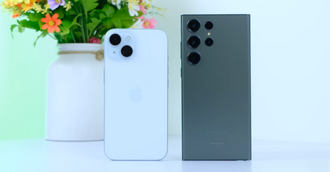 Mua Galaxy S23 Ultra hay iPhone 15 khi giá chỉ từ 15 triệu đồng!