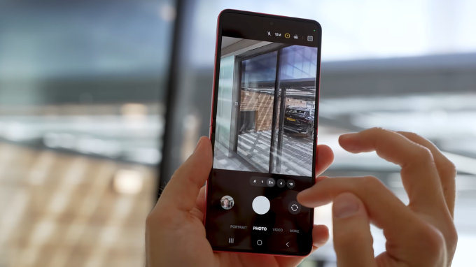 Camera Galaxy Z Flip 7 được cải tiến về phần mềm