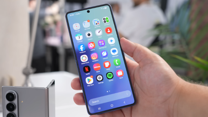 Galaxy Z Flip 7 với chip Exynos 2500 hiện đại