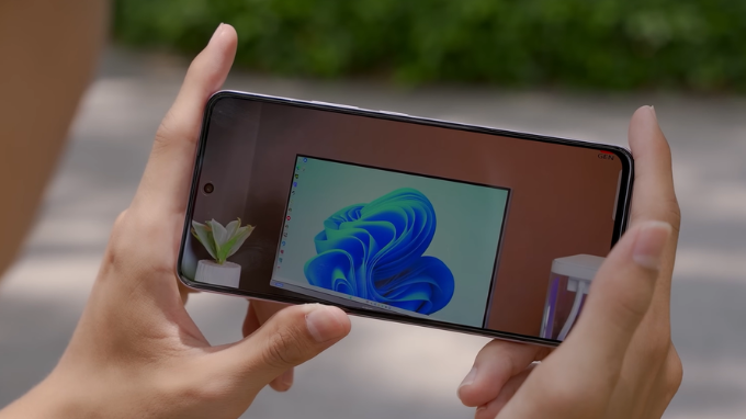 Màn hình AMOLED Realme 14T với độ sáng 2.100 nits