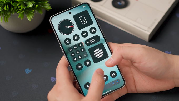 Nothing Phone (3) với Snapdragon 8s Gen 4 và RAM lên đến 16GB