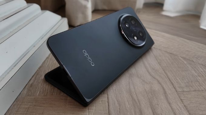 Oppo Find N5 với thiết kế khung sợi carbon cao cấp