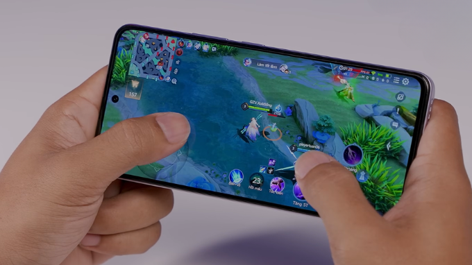 Pin 6000 mAh với sạc nhanh 45W trên Realme 14T