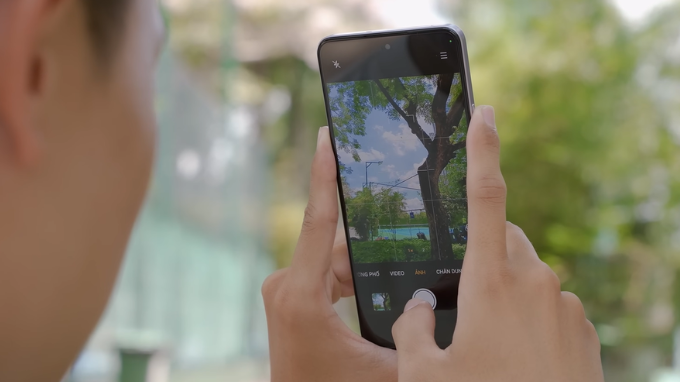 Realme 14T với camera tích hợp đầy đủ các chế độ chụp hiện đại