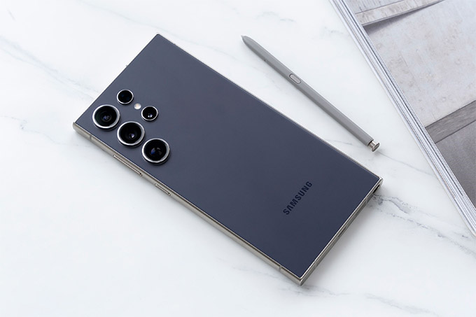 Ngoại hình Galaxy S24 Ultra 256GB cũ chắc chắn không làm bạn thất vọng