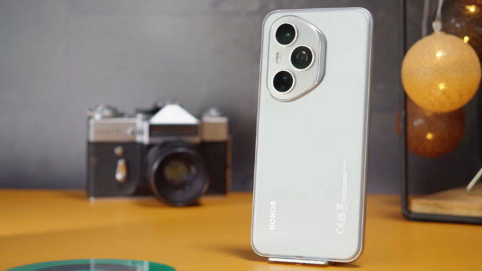 Thiết kế mặt lưng Honor 400 Pro