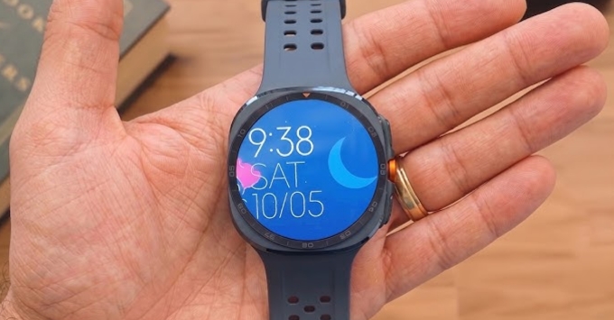Samsung Galaxy Watch Ultra 2 với mặt kính Sapphire Crystal và thiết kế khung Titanium cao cấp