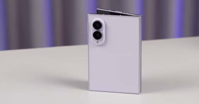 Samsung Galaxy Z Fold8 hỗ trợ sạc nhanh 45W và sạc không dây