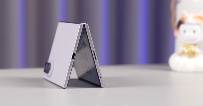 Thiết kế Samsung Galaxy Z Fold8 gập mở linh hoạt và màn hình lớn