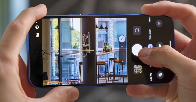 Google Pixel 10 chụp ảnh với công nghệ xử lý hình ảnh AI