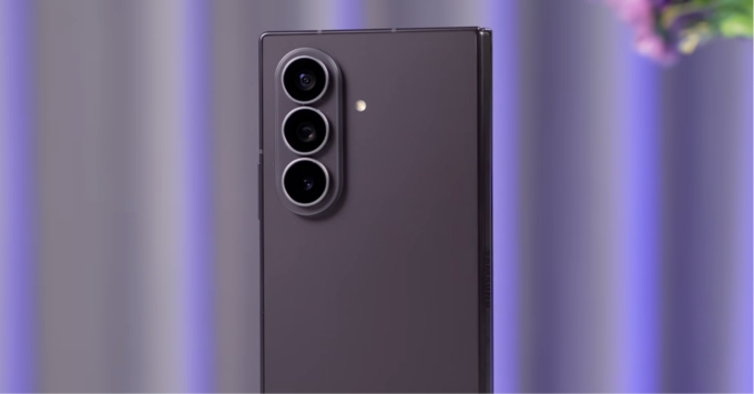 Camera Samsung Galaxy Z Fold8 Ultra trong bài so sánh với Galaxy S26 Ultra