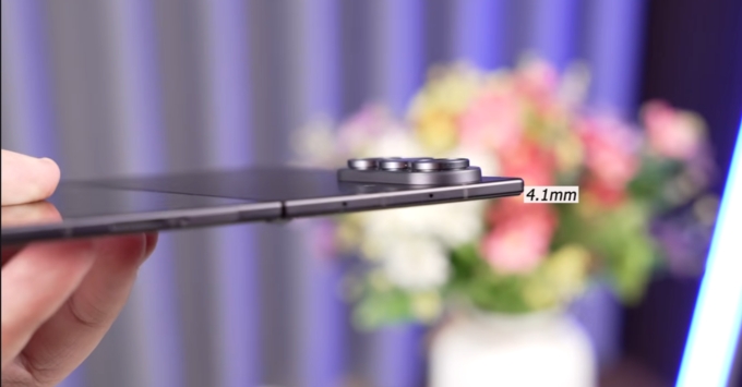 Samsung Galaxy Z Fold8 Ultra thiết kế siêu mỏng 4.1mm