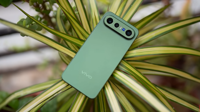 Vivo X300 FE với giao diện OriginOS 6 mượt mà
