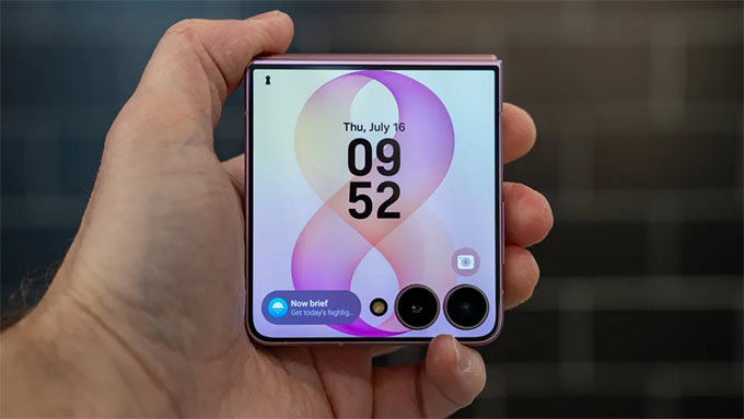  Z Flip8 trang bị camera chính 50MP