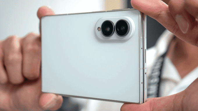 Camera góc siêu rộng Fold8 đạt 50 MP