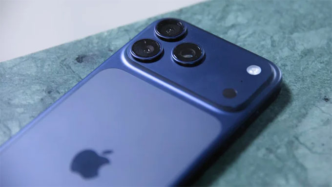 iPhone 17 Pro Max sở hữu cụm 3 camera đồng bộ độ phân giải 48MP