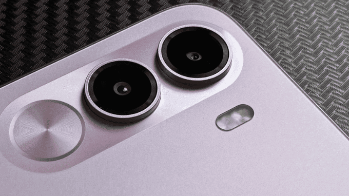 Camera Realme C100i phục vụ nhu cầu cơ bản