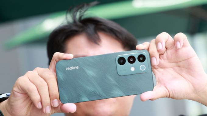 Realme C85 được trang bị cảm biến chính với độ phân giải 50 MP
