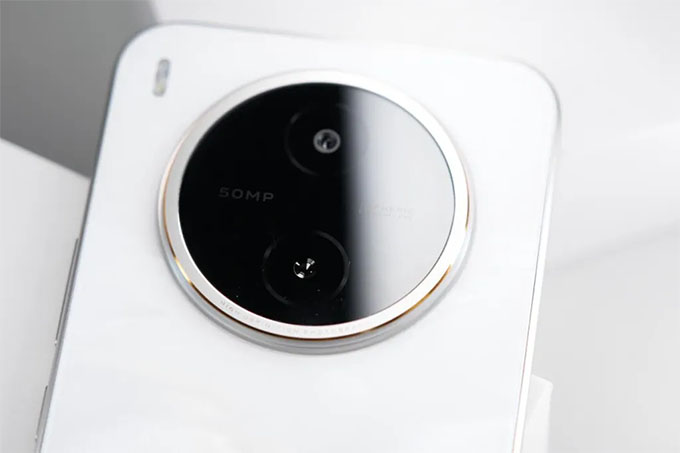 vivo Y600 Pro không đặt nặng khả năng chụp ảnh