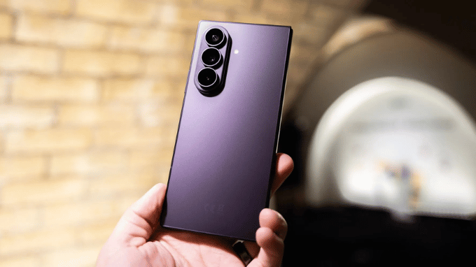 Galaxy Z Fold8 Ultra Tím Shadow nổi bật