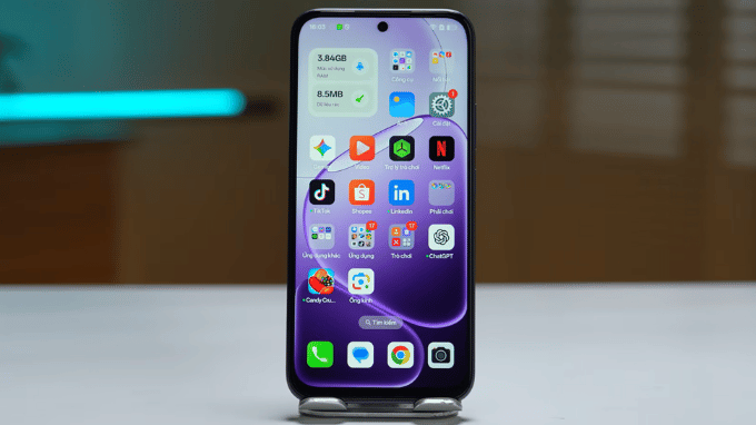 Hiệu năng OPPO A6T Pro ổn định hằng ngày