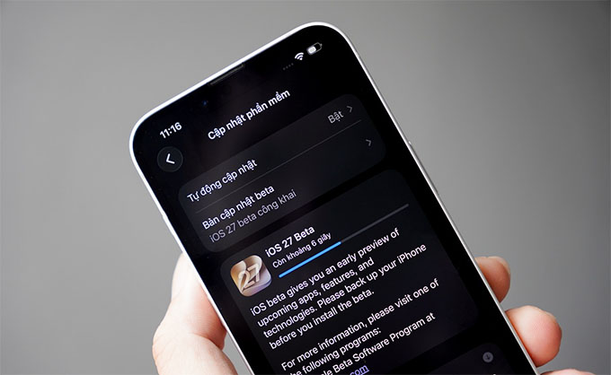 Vì sao chưa thấy Siri AI mới ngay sau khi cập nhật?