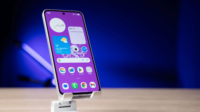 Màn hình Galaxy A36 5G Super AMOLED sắc nét